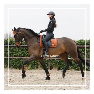 ✨ Nová kolekce ANKY je tady – VELVET STONES! ✨ Podzim právě získal nový lesk. Luxusní samet, elegantní kameny, precizní...